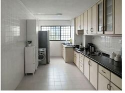 Blk 242 Gombak View (Bukit Batok), HDB 4 Rooms #597649961